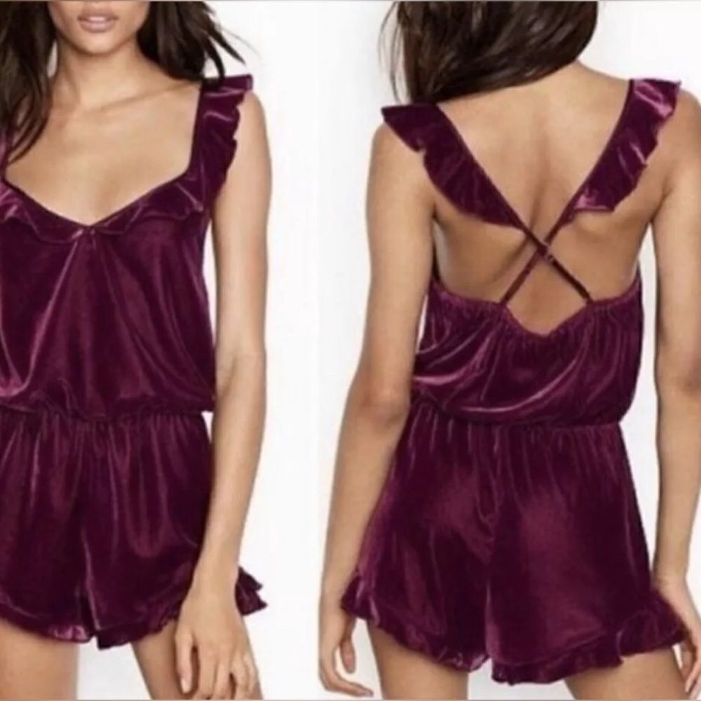 Victoria’s Secret burgundy velvet romper sz small